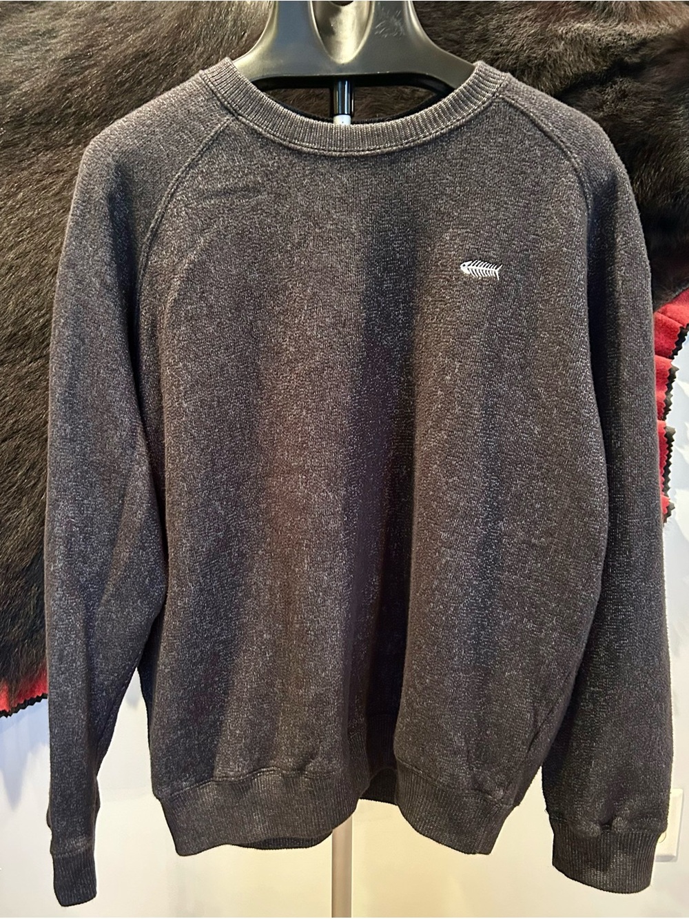 Men's Fish out of Water Heathered Crewneck Sweater with Fishbone Logo NWOT Sz L